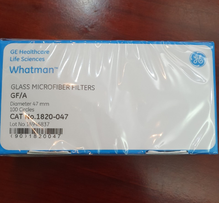 Màng lọc sợi thủy tinh GF/A 1.6um, 47mm Whatman, 100c/hộp dùng để lọc mẫu TSS trong mẫu nước TCVN 6625:2000/ SMEWW 2540D:2012